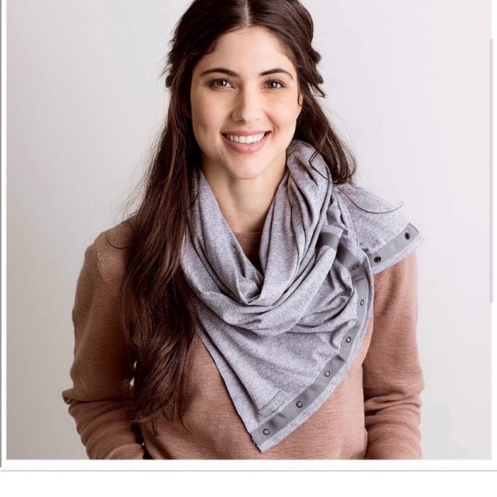 Nuroo Nursing‎ Scarf